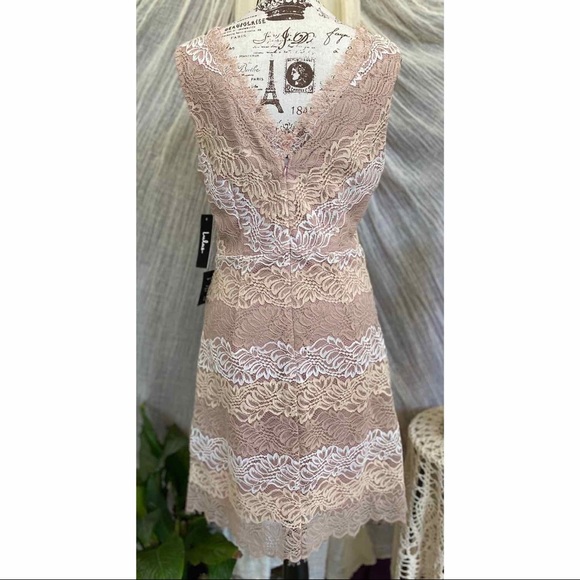 Lulu's Spring Summer White, Cream & Blush Lace V-neck Dress, Large, NWT - Picture 5 of 12